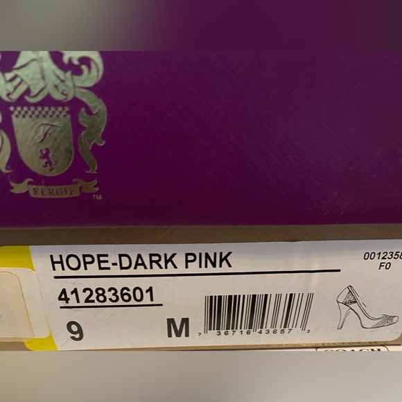 Pink heels for your Barbie outfit - Picture 4 of 4